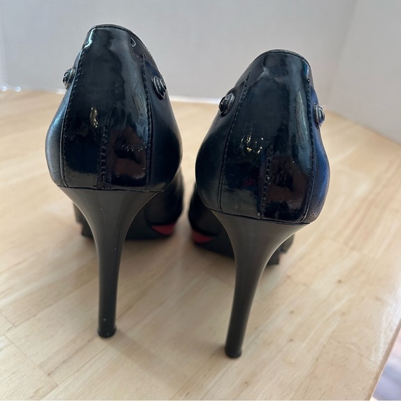 Guess Leather Heels/Size 6 - Picture 9 of 15